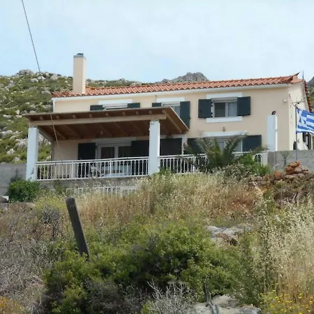 Anthoula * Agios Nikolaos (Peloponnese)